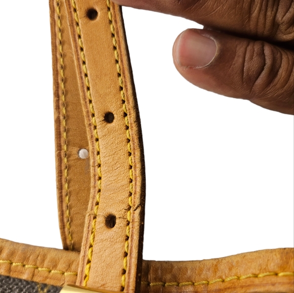 LOUIS VUITTON PETIT BUCKET BAG - Picture 14 of 16